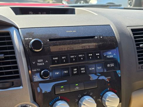 Used 2011 Toyota Tundra 2WD Double Cab w/ Tow Pkg image 21
