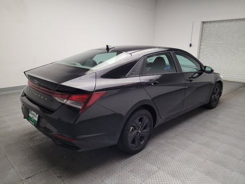 Used 2023 Hyundai Elantra SEL w/ Cargo Package FWD image 9