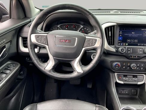 Used 2023 GMC Terrain SLT FWD image 8