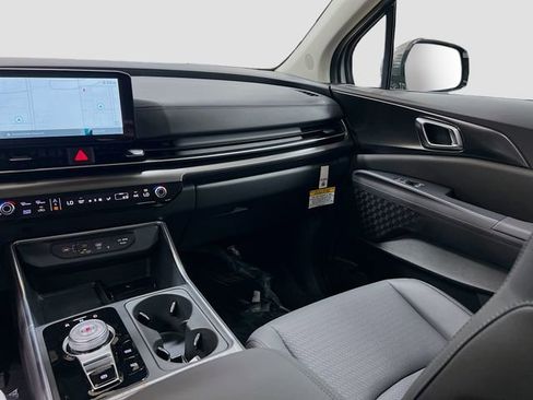 New 2026 Kia Carnival SX Prestige image 25