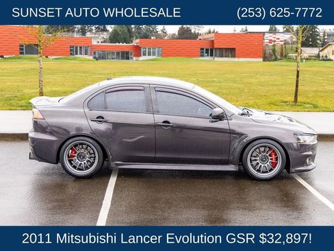 Used 2011 Mitsubishi Lancer Evolution GSR AWD/4WD image 28