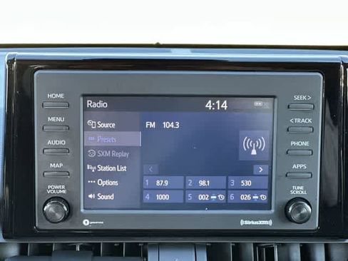 Used 2022 Toyota RAV4 LE image 12