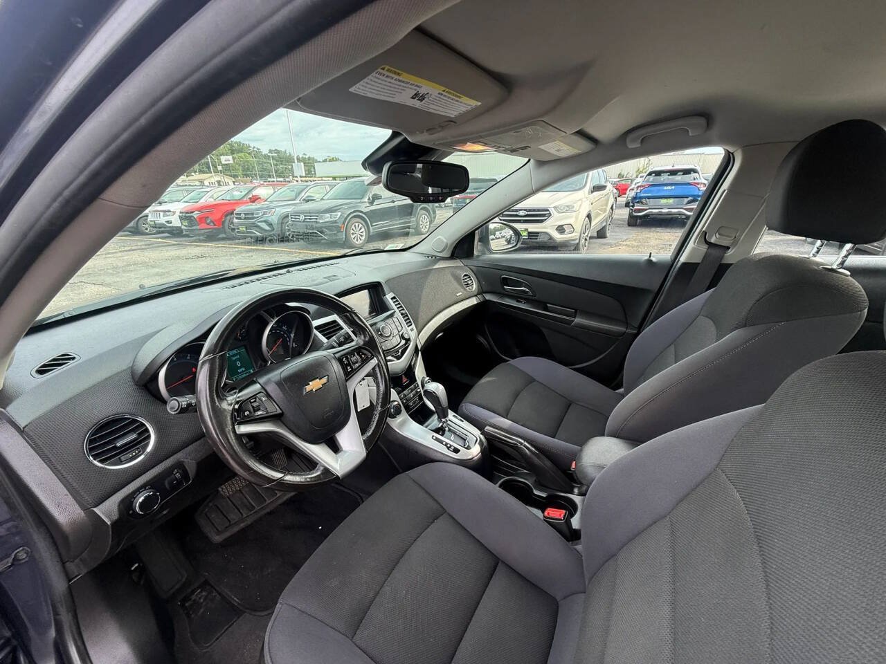 Used 2014 Chevrolet Cruze LT FWD image 16