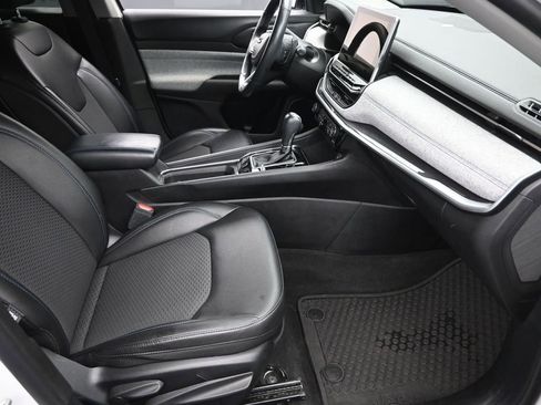 Used 2022 Jeep Compass Latitude w/ Convenience Group image 6