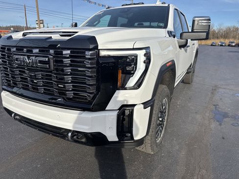 New 2026 GMC Sierra 2500 Denali Ultimate image 10