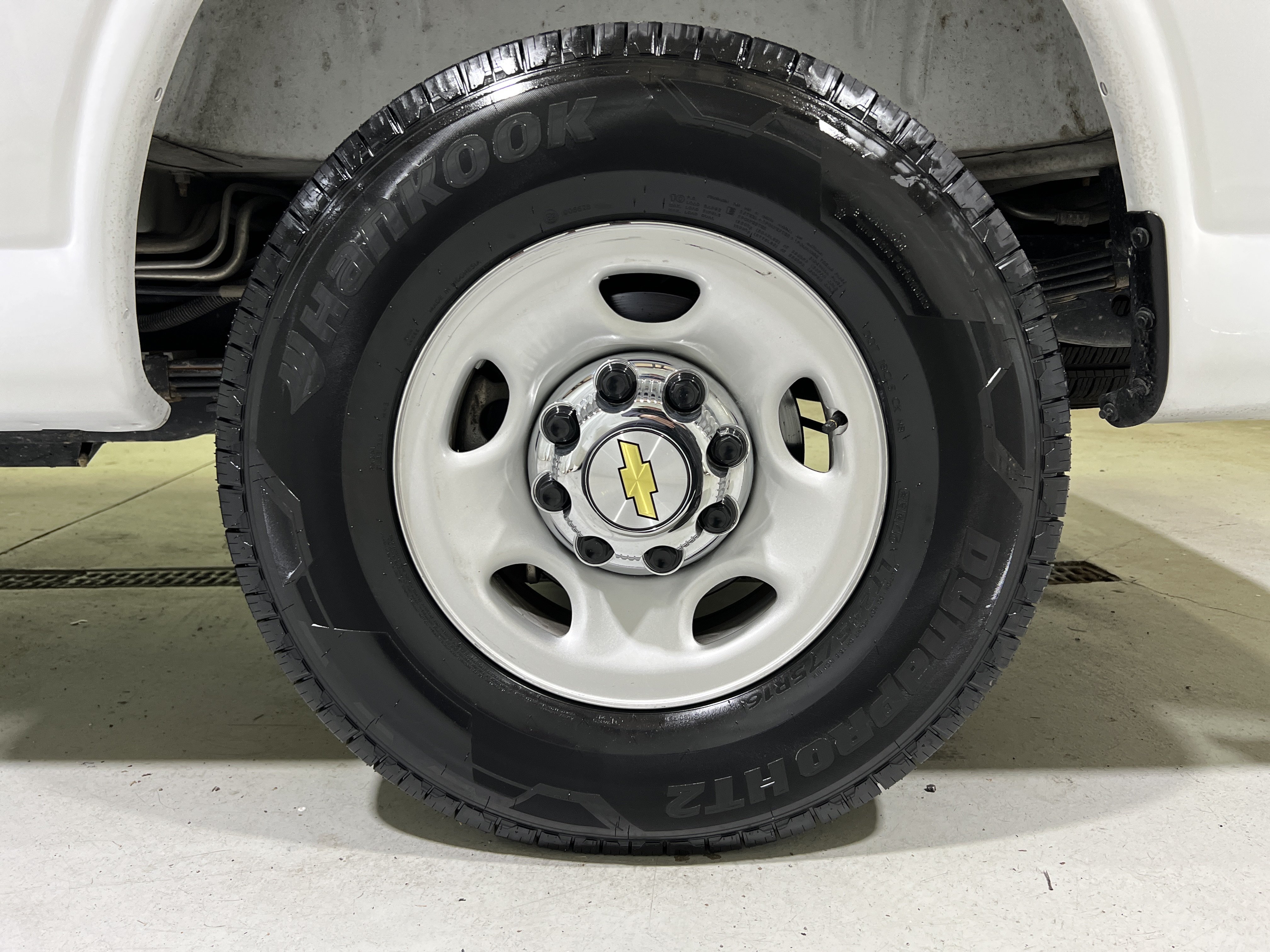 Certified 2025 Chevrolet Express 3500 LT w/ LT Preferred Equipment Group RWD image 13