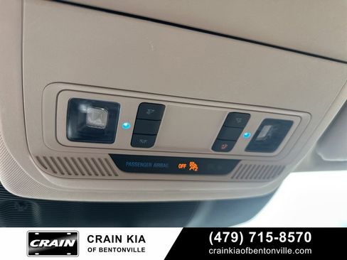 Used 2020 Ford Explorer XLT RWD image 29