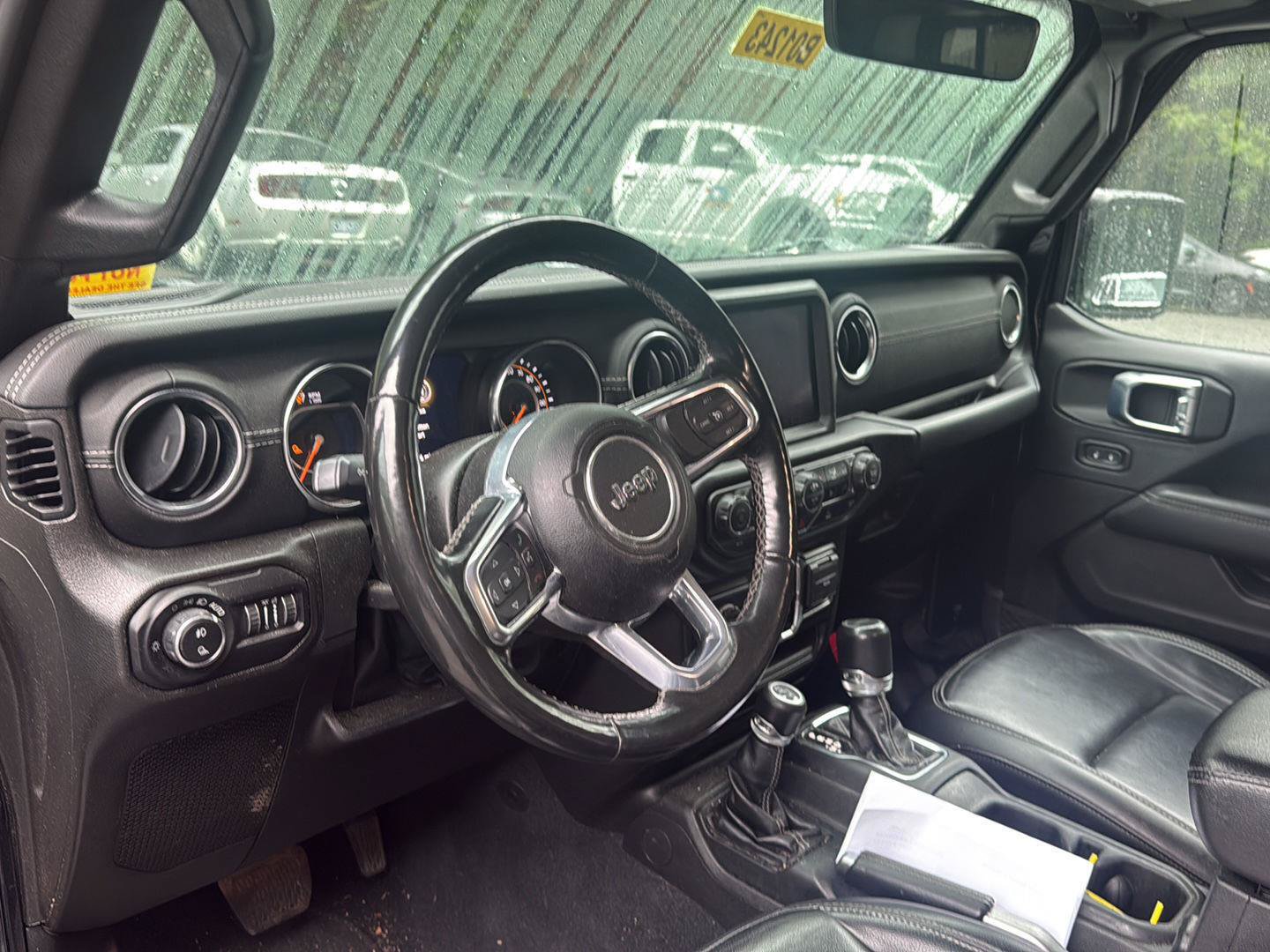 Used 2022 Jeep Gladiator Overland w/ Popular Equipment Package AWD/4WD image 10
