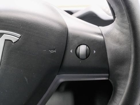 Used 2022 Tesla Model 3 RWD image 18