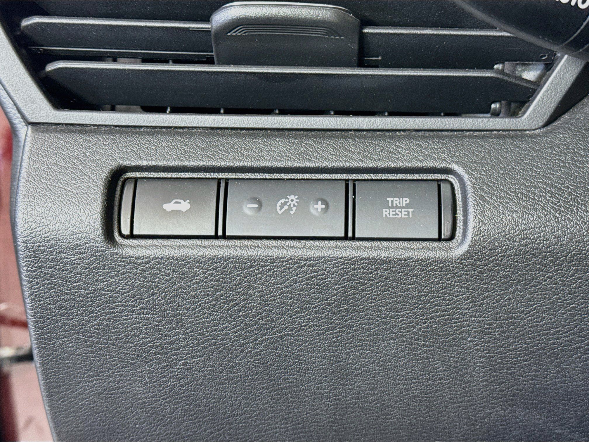 Used 2023 Nissan Altima 2.5 SV AWD/4WD image 10