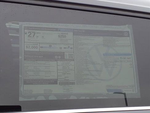 Used 2024 Volkswagen Taos SE image 6