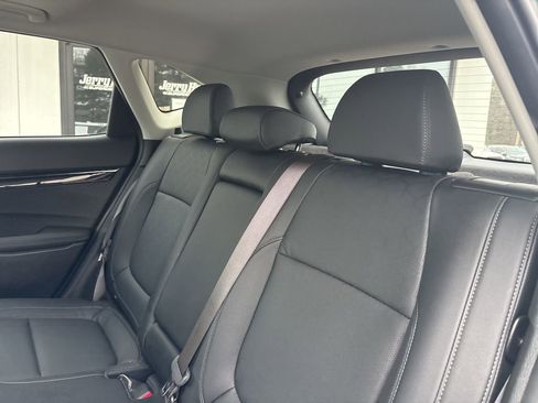 Used 2024 Kia Seltos SX w/ SX Sunroof Package image 5