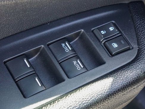 Used 2017 Honda Pilot Touring image 31