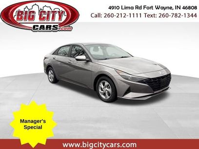 Used 2023 Hyundai Elantra SE