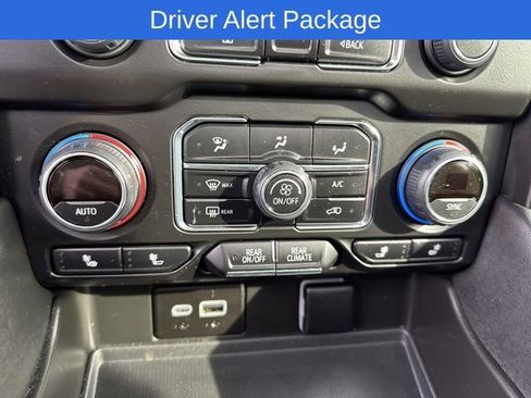 Used 2024 Chevrolet Tahoe Z71 w/ Z71 Off-Road Package image 23