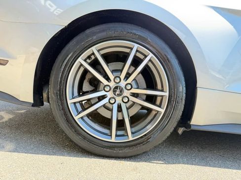 Used 2016 Ford Mustang Premium RWD image 29
