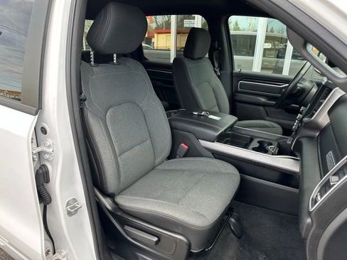 Used 2020 RAM 1500 Big Horn AWD/4WD image 11