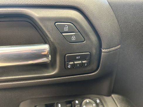 Used 2020 Chevrolet Silverado 2500 High Country w/ Z71 Off-Road Package image 15