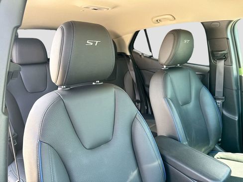 Used 2025 Buick Encore GX Sport Touring w/ Advanced Technology Package FWD image 22