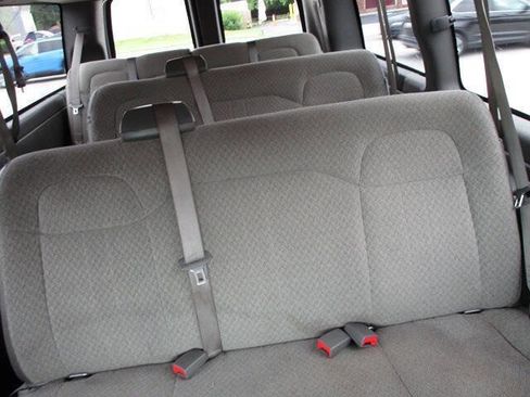 Used 2020 Chevrolet Express 2500 LS w/ Driver Convenience Package RWD image 14