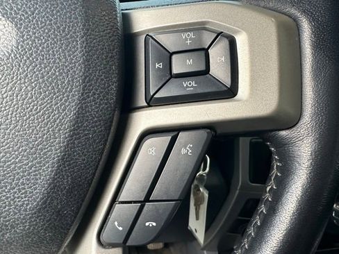 Certified 2022 Ford F450 Lariat w/ Lariat Value Package image 22