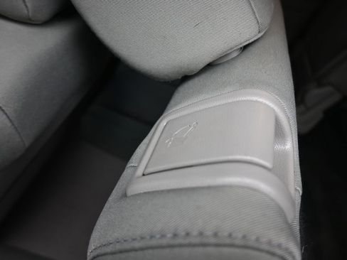 Used 2012 Honda Pilot EX image 32