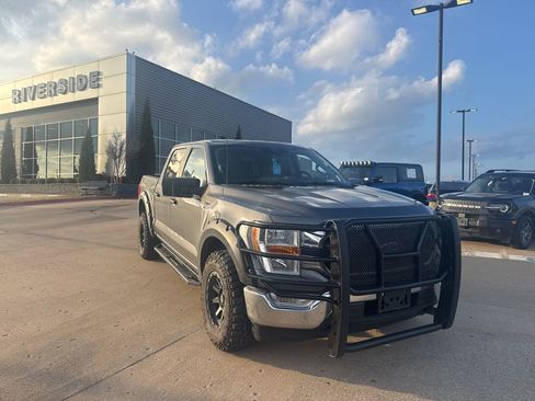 Used 2022 Ford F150 XLT image 1