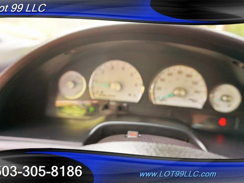 Used 2004 Ford Thunderbird image 17