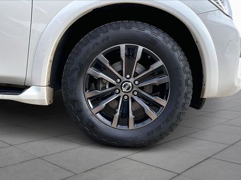 Used 2019 Nissan Armada Platinum w/ Captain's Chairs Package image 9