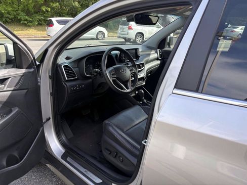 Used 2021 Hyundai Tucson Limited AWD/4WD image 12