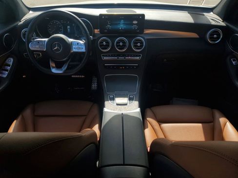 Used 2022 Mercedes-Benz GLC 300 4MATIC Coupe image 21