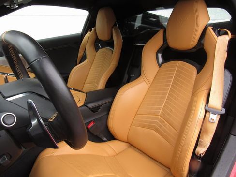 Used 2020 Chevrolet Corvette Stingray Preferred Cpe w/ 2LT Preferred Equipment Group image 11