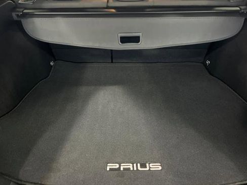 Certified 2018 Toyota Prius Four image 15