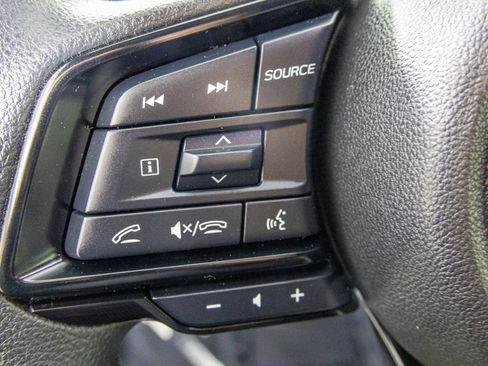 Used 2025 Subaru Forester AWD/4WD image 30