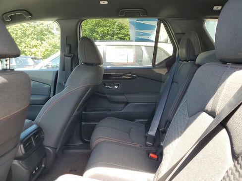 New 2026 Honda Pilot Sport image 9