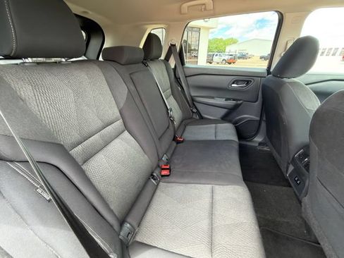 Used 2024 Nissan Rogue SV AWD/4WD image 26