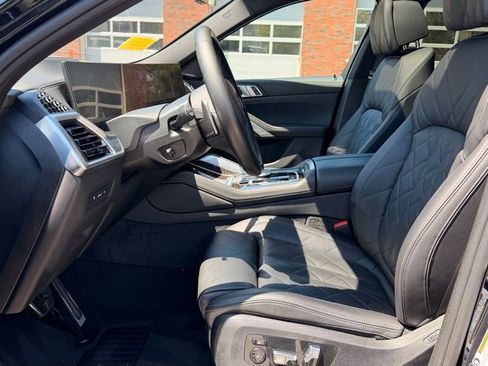 Used 2025 BMW X6 xDrive40i AWD/4WD image 16