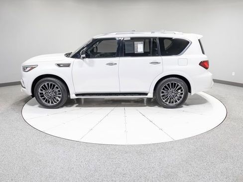 Used 2024 INFINITI QX80 Premium Select w/ Cargo Package image 40