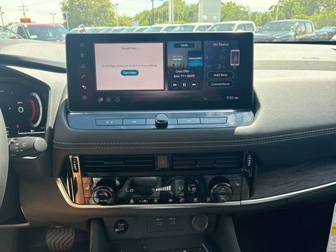 New 2026 Nissan Rogue Platinum AWD/4WD image 13