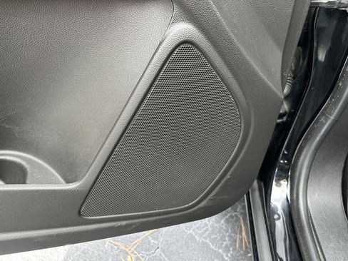 Used 2017 GMC Canyon SLE w/ All Terrain Package image 25