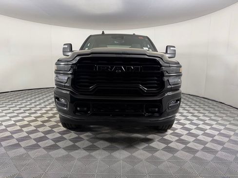 Certified 2025 RAM 2500 Big Horn AWD/4WD image 10