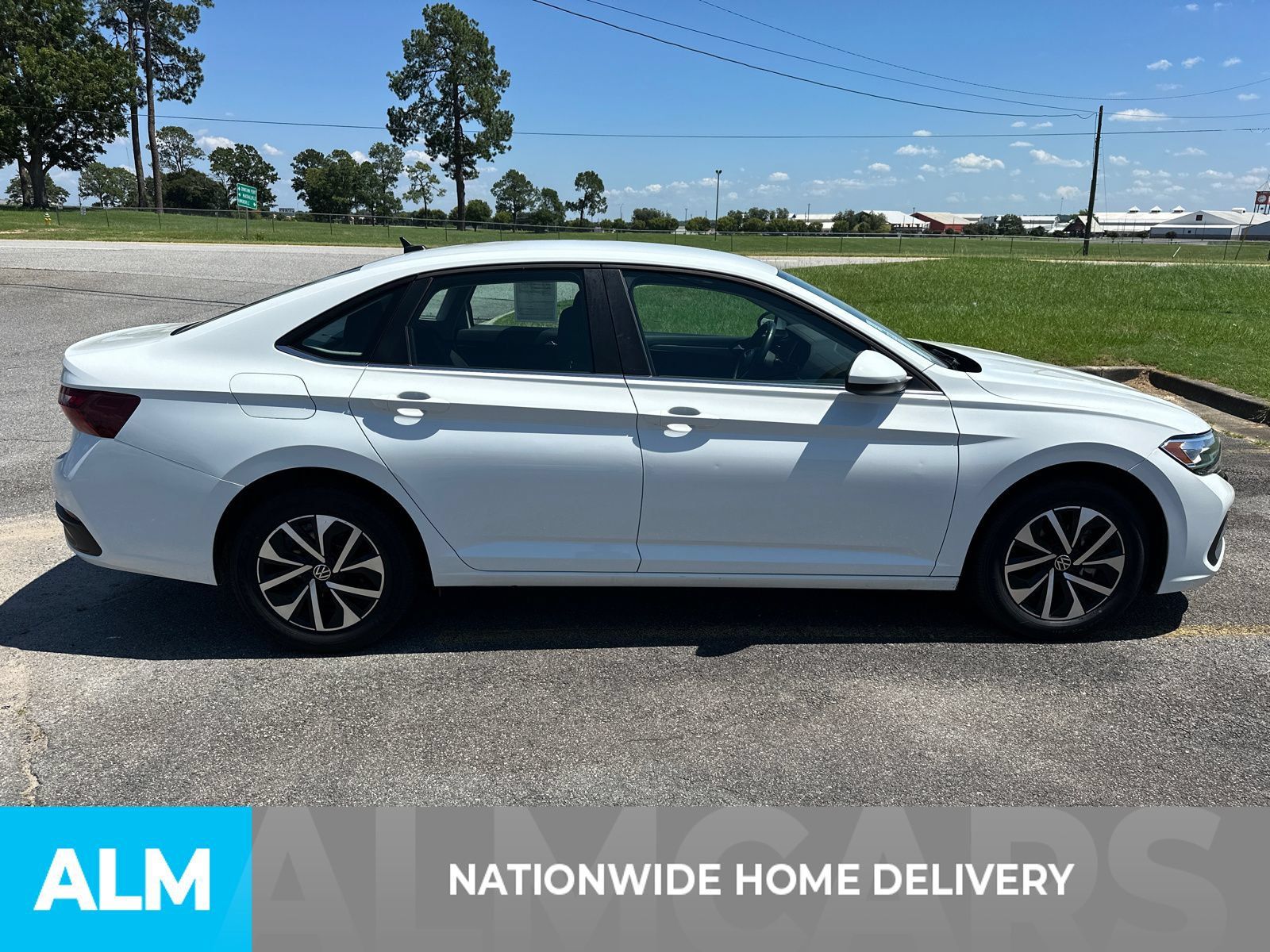Used 2024 Volkswagen Jetta S FWD image 4