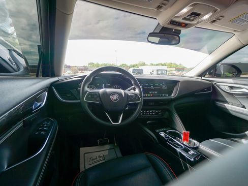 Used 2022 Buick Envision Essence w/ Sport Touring Package image 14