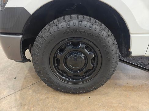 Used 2014 Ford F150 XL RWD image 8