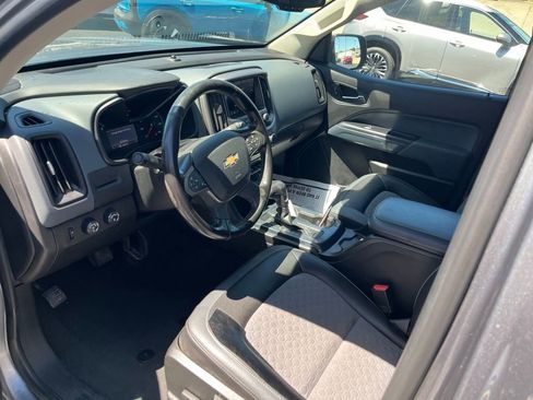 Used 2019 Chevrolet Colorado Z71 AWD/4WD image 25