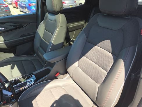 Used 2023 Chevrolet TrailBlazer RS w/ Sun and Liftgate Package image 16