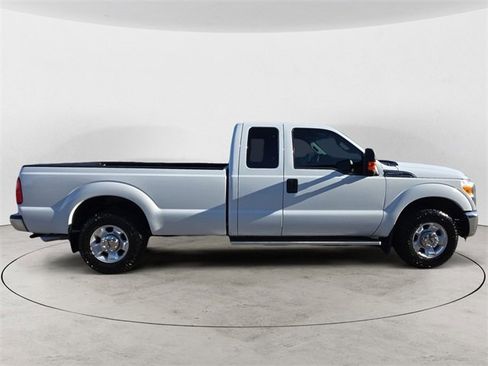 Used 2012 Ford F350 XLT w/ XLT Interior Pkg image 6