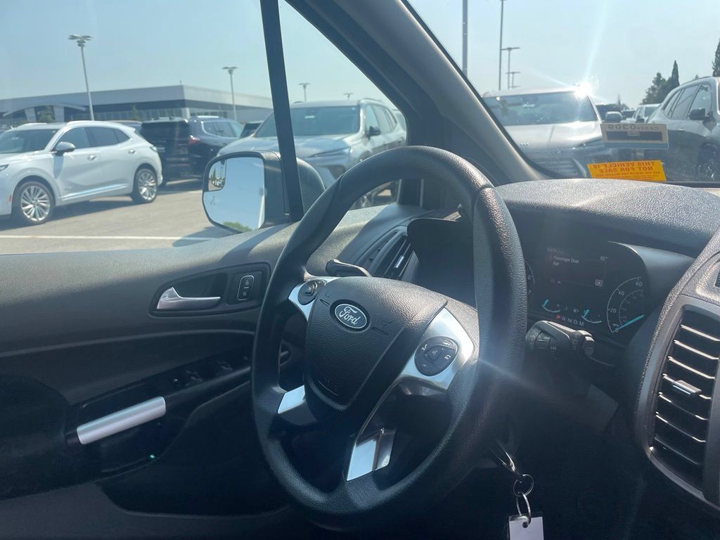 Used 2022 Ford Transit Connect XLT FWD image 31
