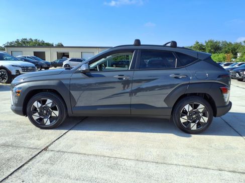 Used 2025 Hyundai Kona SEL image 4