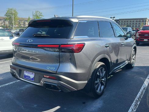 Used 2025 INFINITI QX60 Luxe image 3